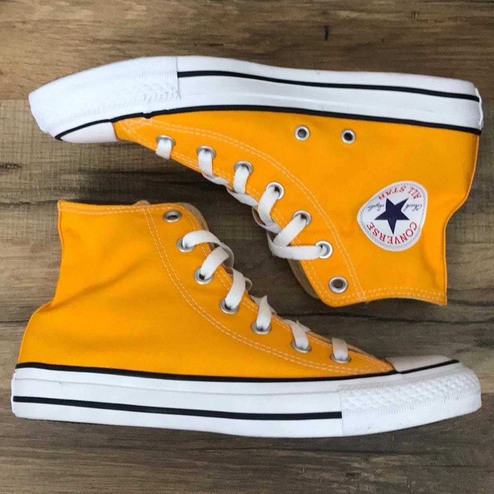CONVERSE HIGH TOP BRAND NEW - Picture 2 of 14